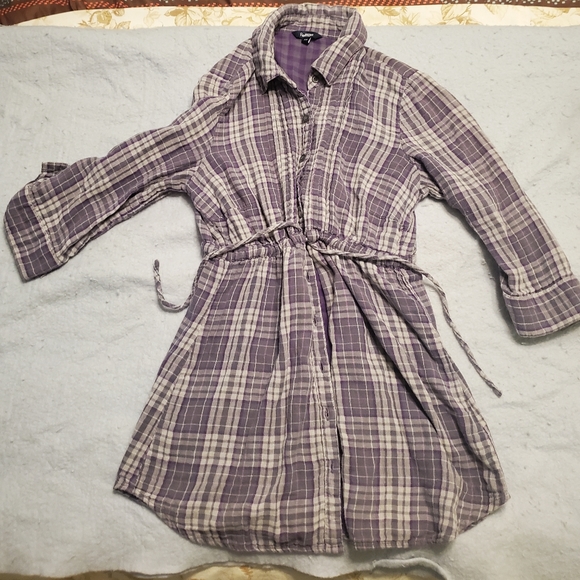 Reitmans plaid dress/shirt - Picture 2 of 4